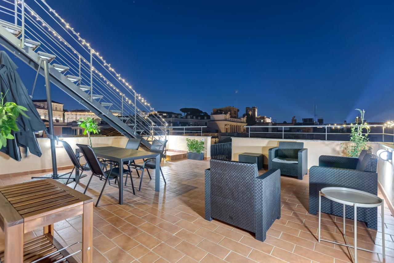 מלון Vivilo Roma Trevi - Luxury Experience - Private Jacuzzi On Terrace - Insane View מראה חיצוני תמונה