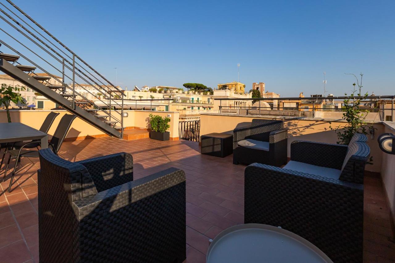 מלון Vivilo Roma Trevi - Luxury Experience - Private Jacuzzi On Terrace - Insane View מראה חיצוני תמונה