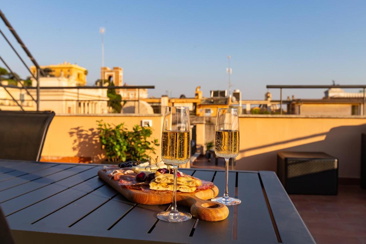 מלון Vivilo Roma Trevi - Luxury Experience - Private Jacuzzi On Terrace - Insane View מראה חיצוני תמונה