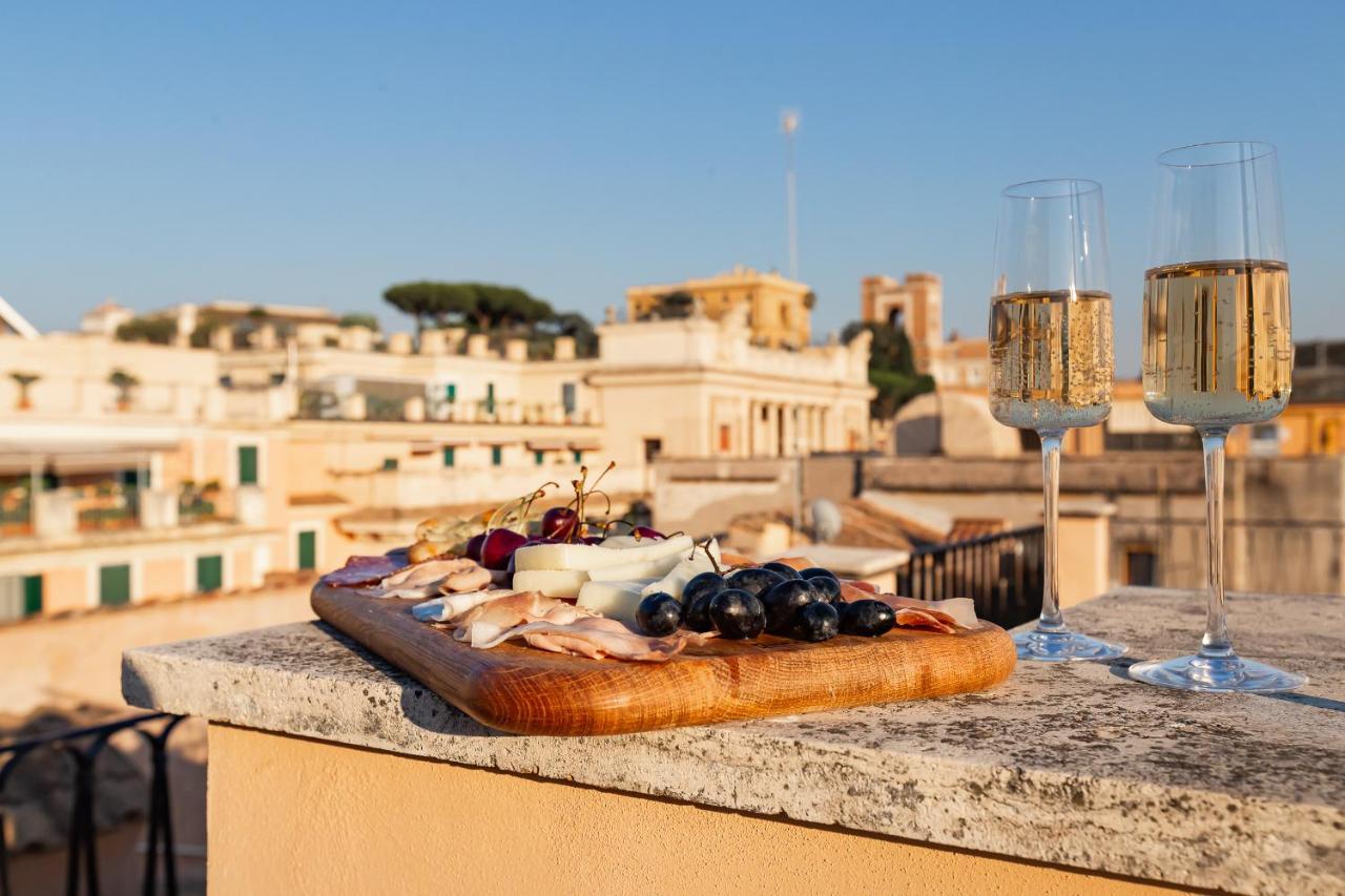 מלון Vivilo Roma Trevi - Luxury Experience - Private Jacuzzi On Terrace - Insane View מראה חיצוני תמונה