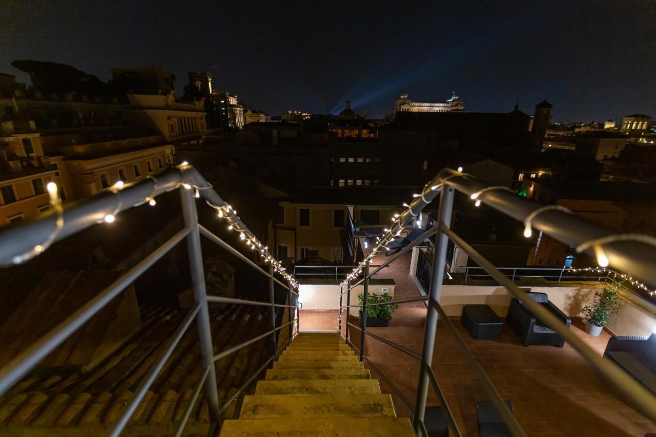 מלון Vivilo Roma Trevi - Luxury Experience - Private Jacuzzi On Terrace - Insane View מראה חיצוני תמונה