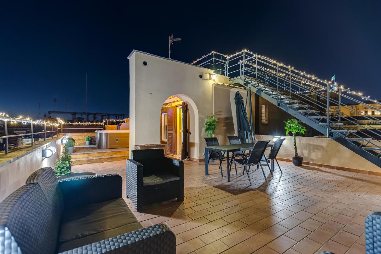 מלון Vivilo Roma Trevi - Luxury Experience - Private Jacuzzi On Terrace - Insane View מראה חיצוני תמונה