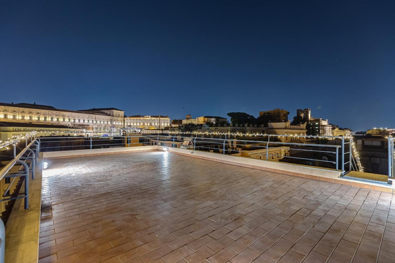 מלון Vivilo Roma Trevi - Luxury Experience - Private Jacuzzi On Terrace - Insane View מראה חיצוני תמונה
