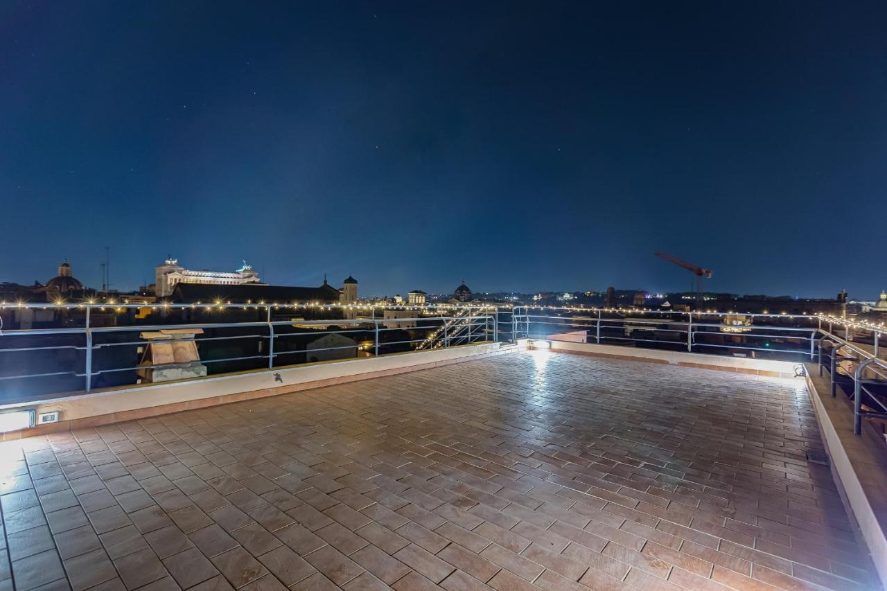 מלון Vivilo Roma Trevi - Luxury Experience - Private Jacuzzi On Terrace - Insane View מראה חיצוני תמונה